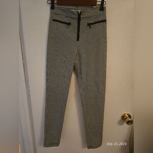 Urban Outfitters B & W checkered pants Size 0
